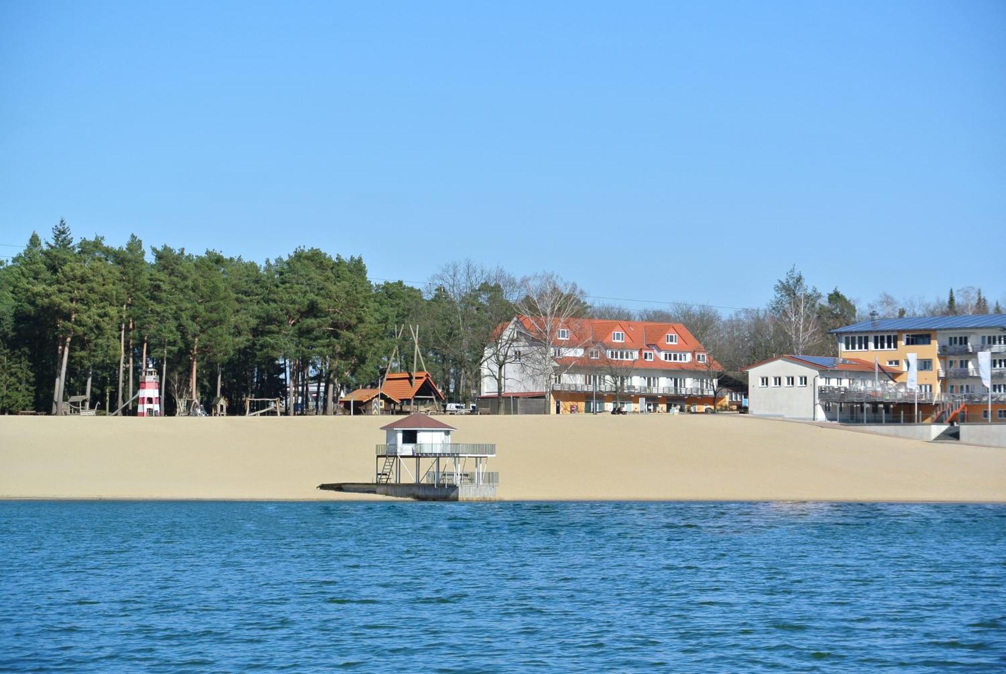 Bernsteinsee Hotel Sassenburg Ngoại thất bức ảnh